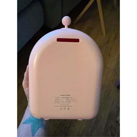 Sanrio Hello Kitty Bank/Nightlight - Picture 4 of 10